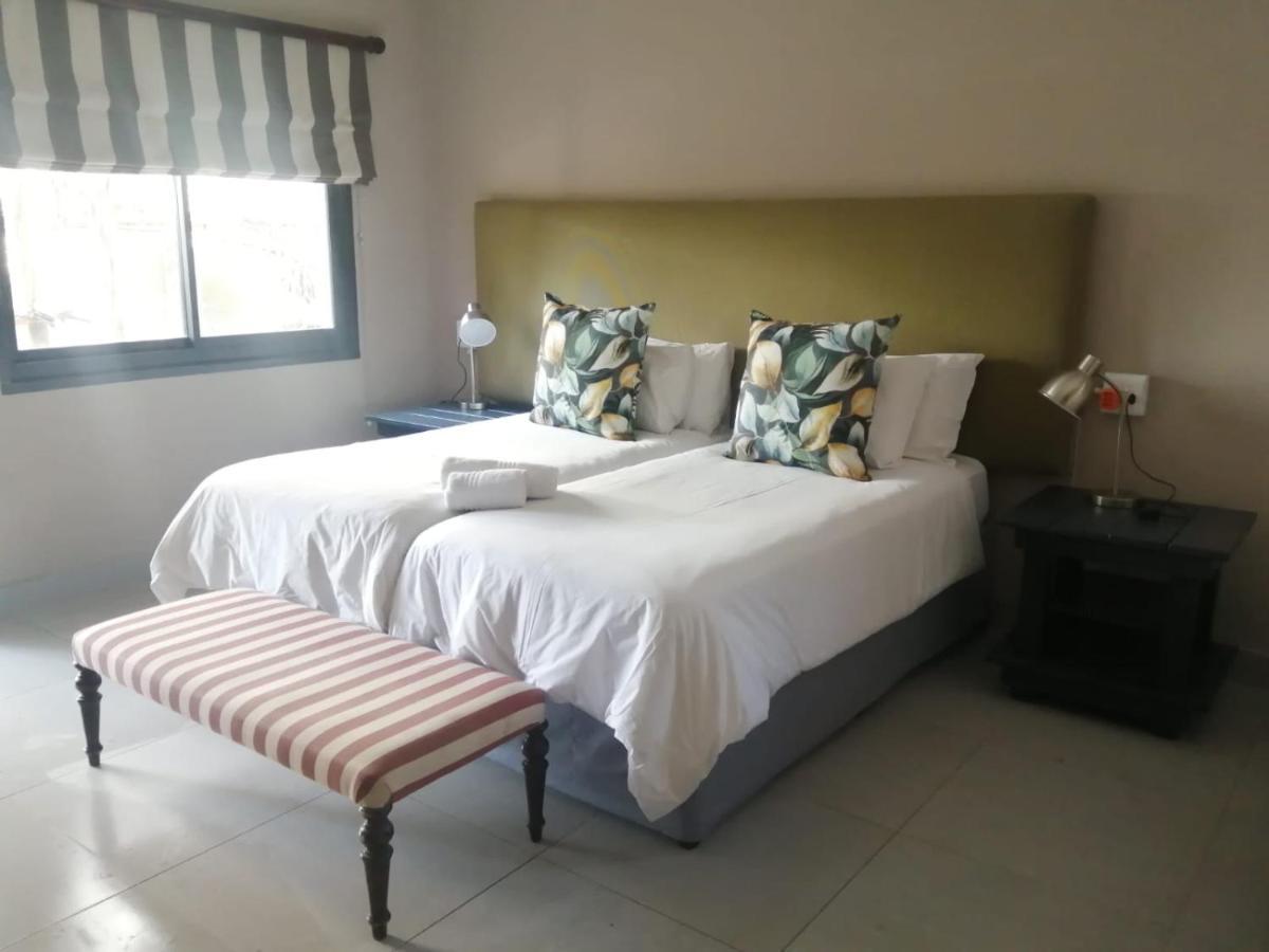 Zebrina Guest House Mbombela Exterior foto